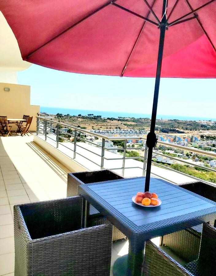 Sea View Penthouse In Albufeira Apartment Exterior foto