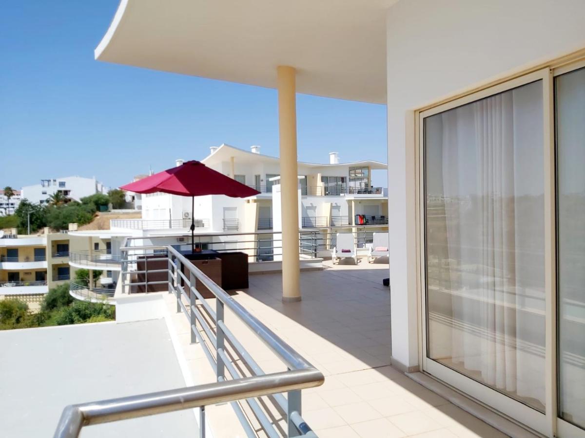 Sea View Penthouse In Albufeira Apartment Exterior foto